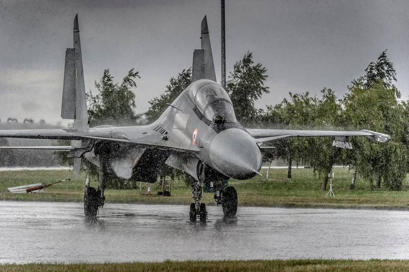 Illustration for article titled Photos: India's Su-30MKI Flankers Sparred With Royal Air Force Typhoons
